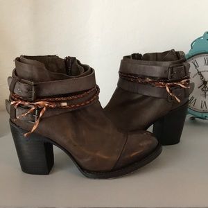 Freebird Booties sz 7